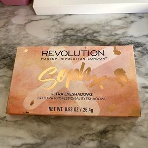 Makeup Revolution Soph X Pallet